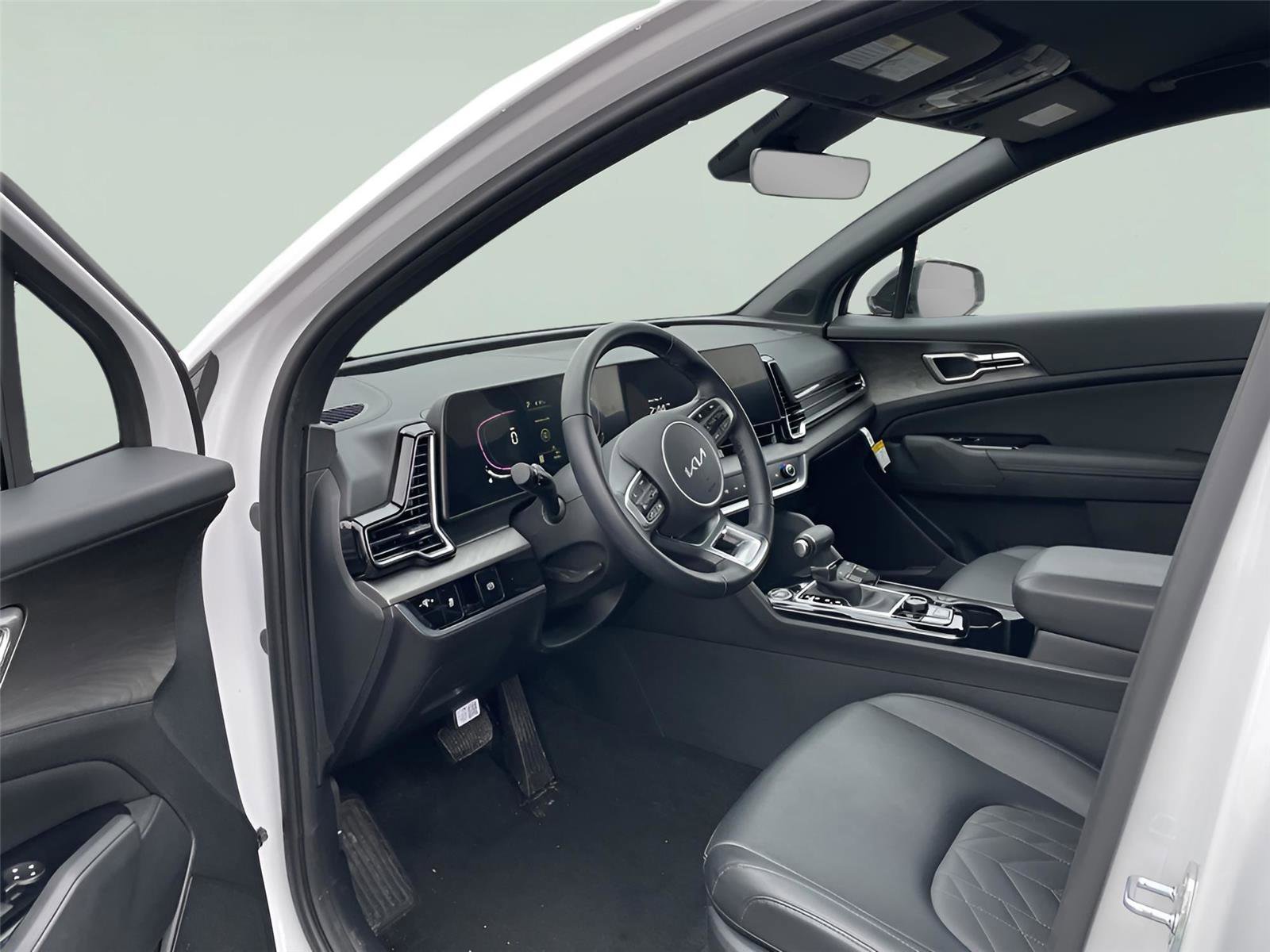 Used 2025 Kia Sportage X-Line image 13