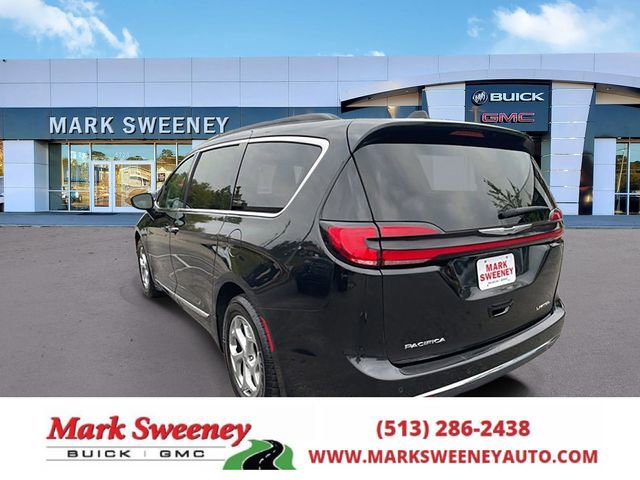 Used 2023 Chrysler Pacifica Limited image 8