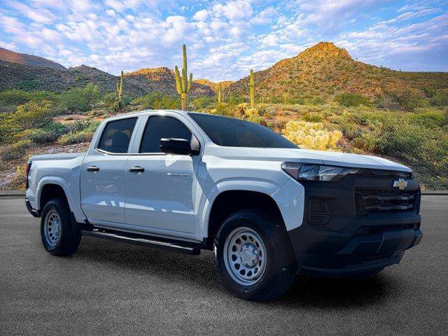 Used 2024 Chevrolet Colorado W/T w/ WT Convenience Package RWD image 2