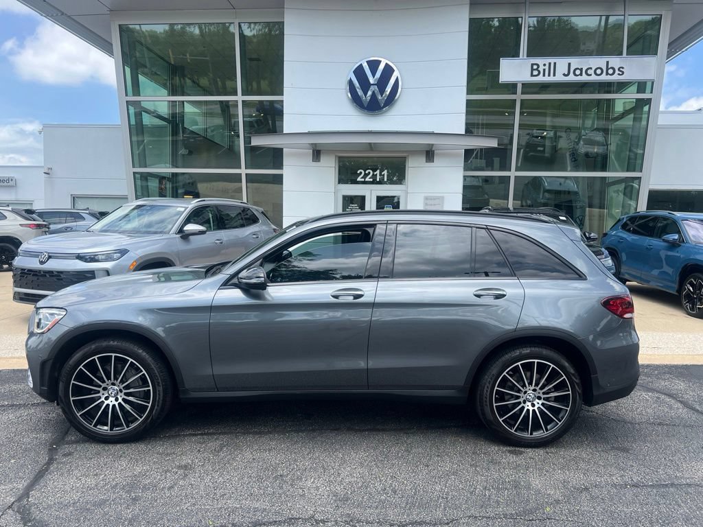 Used 2021 Mercedes-Benz GLC 300 w/ AMG Line image 3