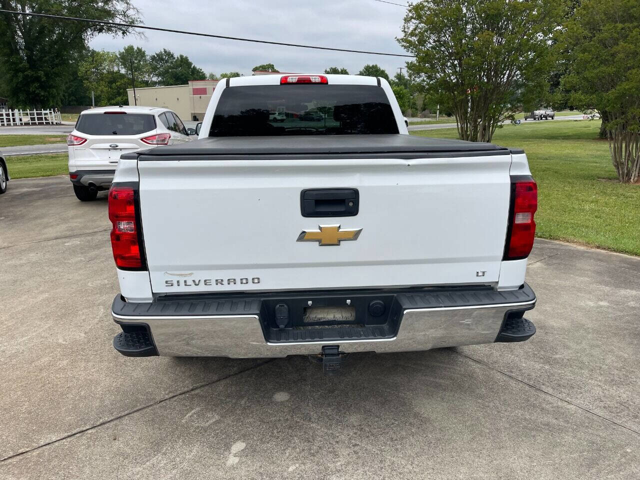 Used 2018 Chevrolet Silverado 1500 LT w/ All Star Edition AWD/4WD image 3