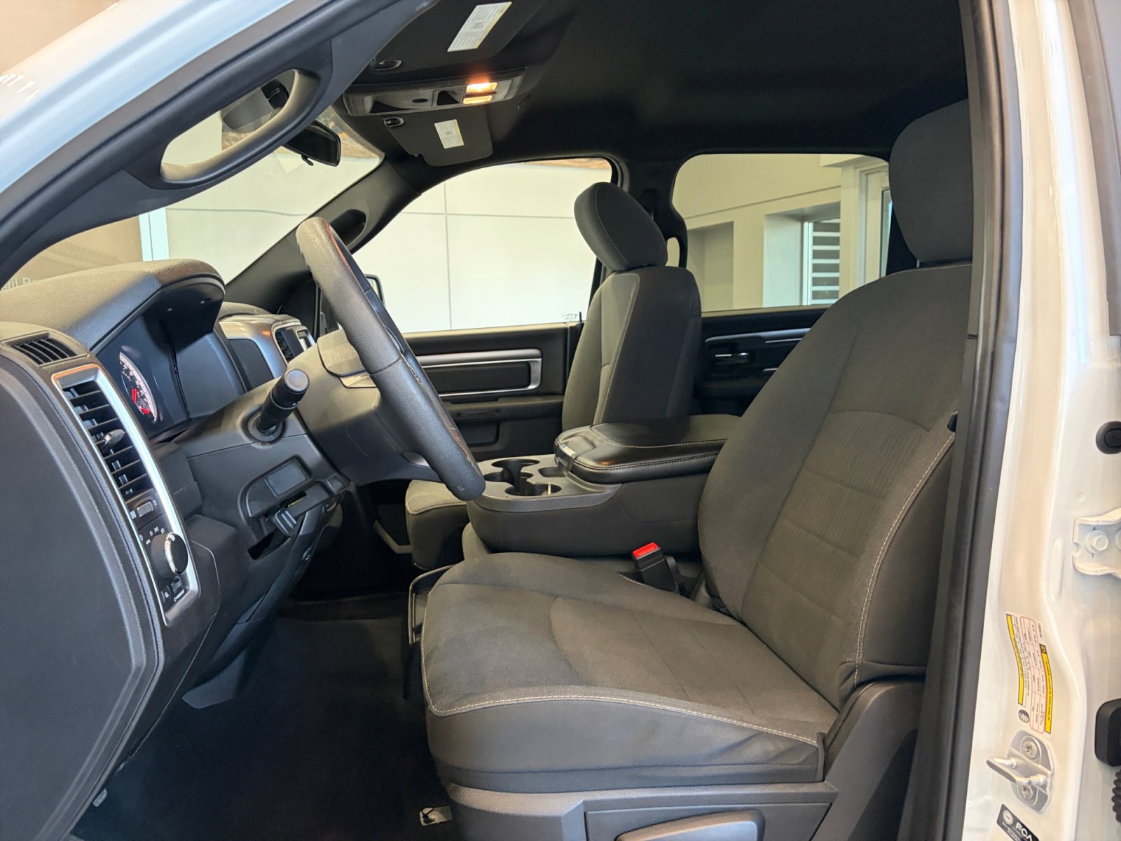 Used 2024 RAM 1500 Classic Warlock AWD/4WD image 11