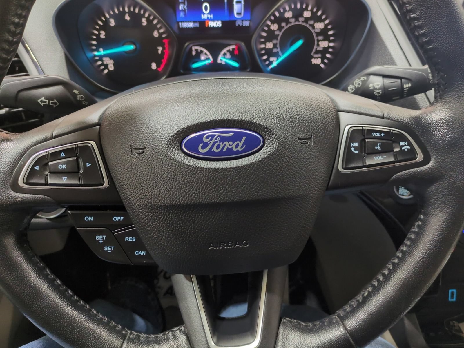 Used 2019 Ford Escape Titanium AWD/4WD image 20