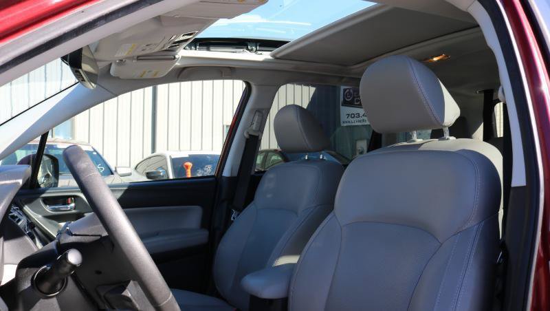 Used 2017 Subaru Forester 2.5i Limited AWD/4WD image 12