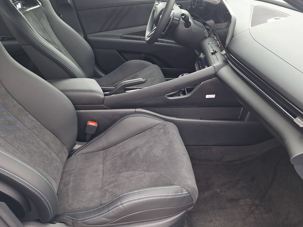 New 2026 Hyundai Elantra N FWD image 27