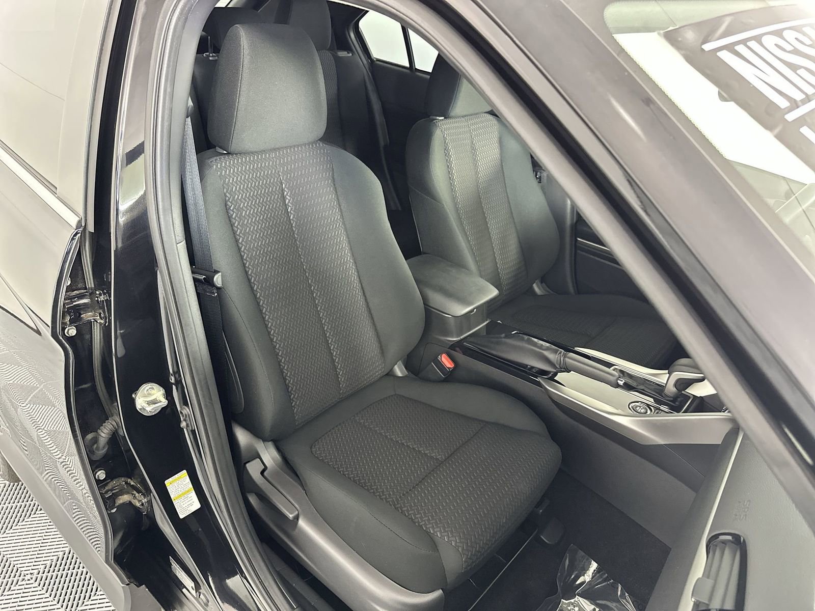 Used 2024 Mitsubishi Eclipse Cross LE image 27