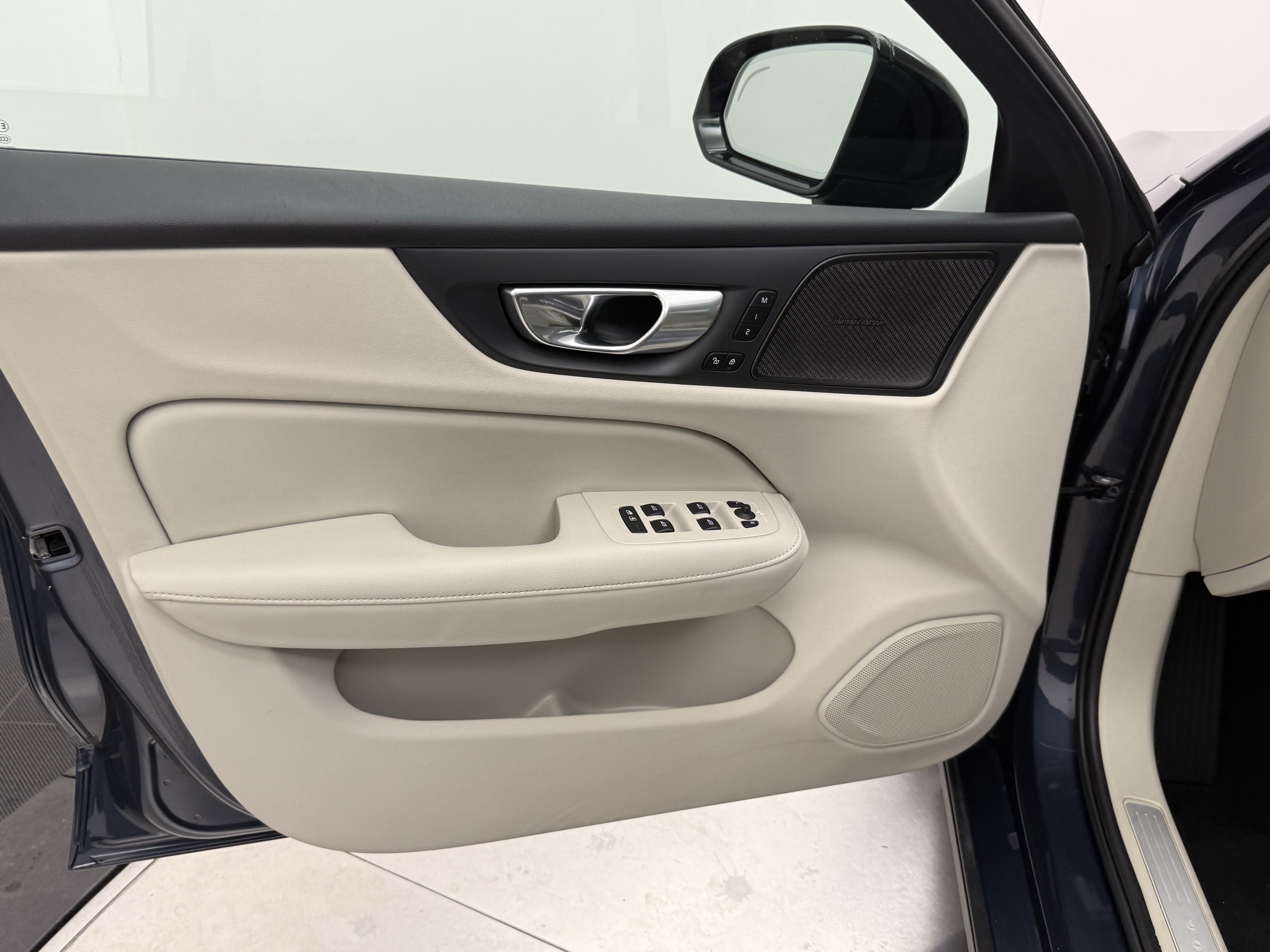 Certified 2024 Volvo S60 B5 Plus FWD image 10
