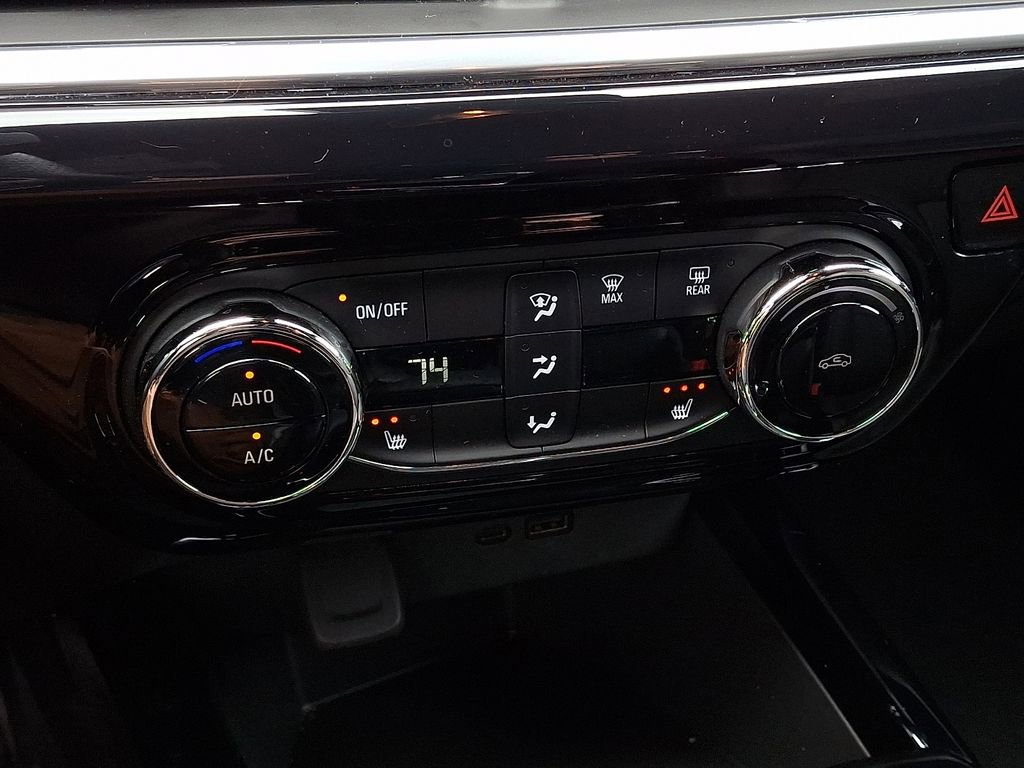 Used 2024 Chevrolet Trax RS w/ Driver Confidence Package image 15