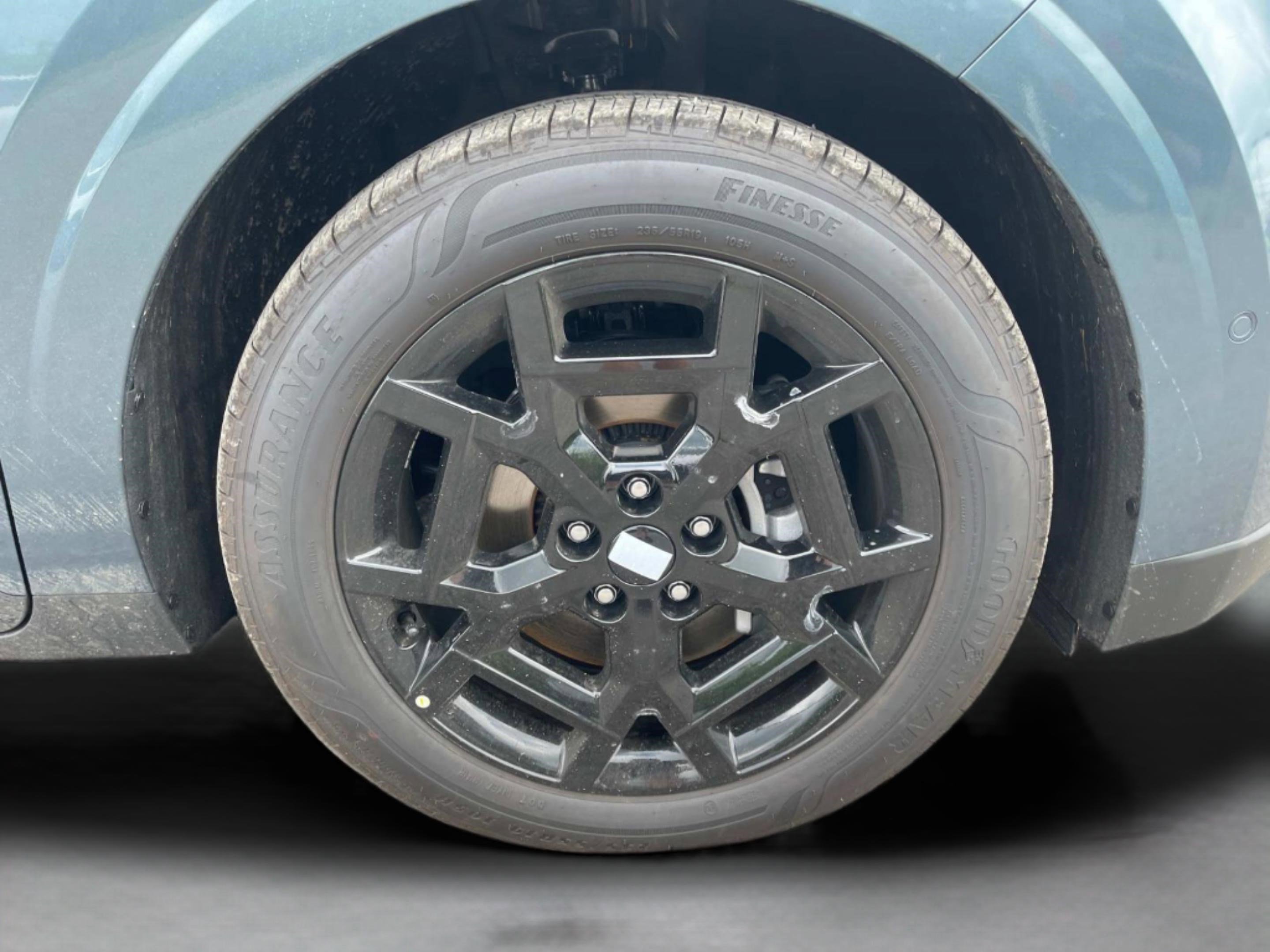 New 2025 Kia Carnival SX Prestige image 9