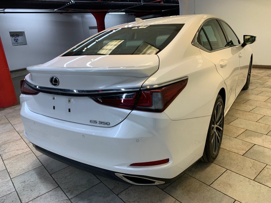 Used 2023 Lexus ES 350 w/ Premium Package FWD image 9
