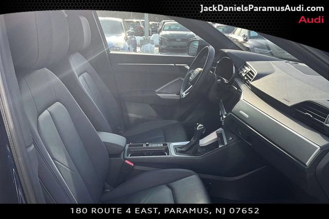 Used 2023 Audi Q3 2.0T Premium Plus w/ Premium Plus Package image 7