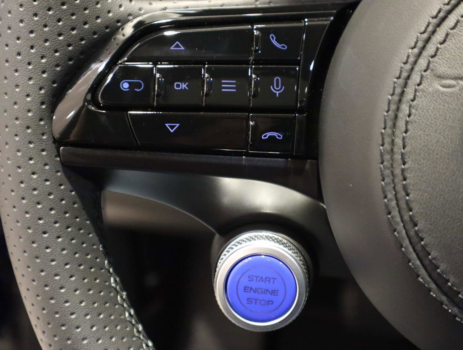 New 2025 Maserati Grecale GT image 28