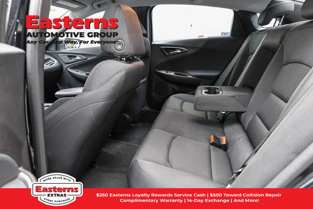 Used 2025 Chevrolet Malibu LT FWD image 22