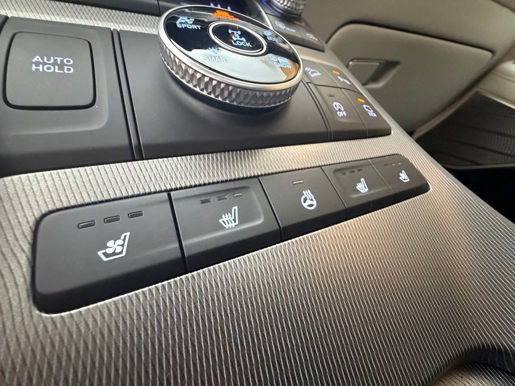 Used 2022 Hyundai Palisade Calligraphy image 25
