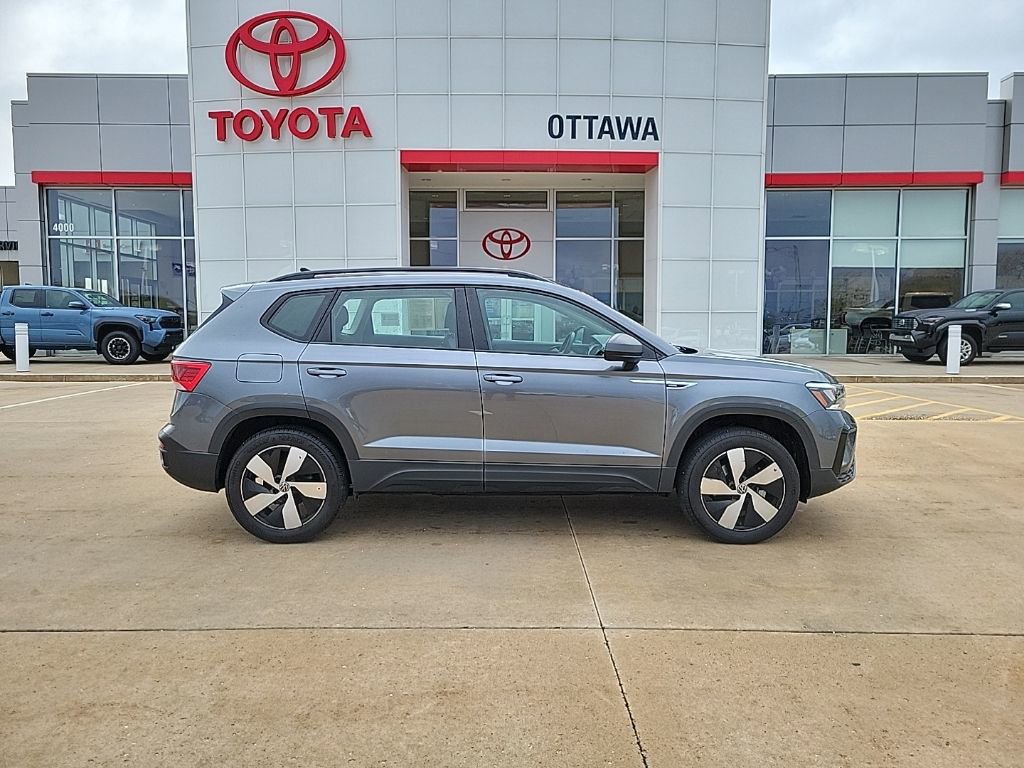 Used 2024 Volkswagen Taos S AWD/4WD image 4