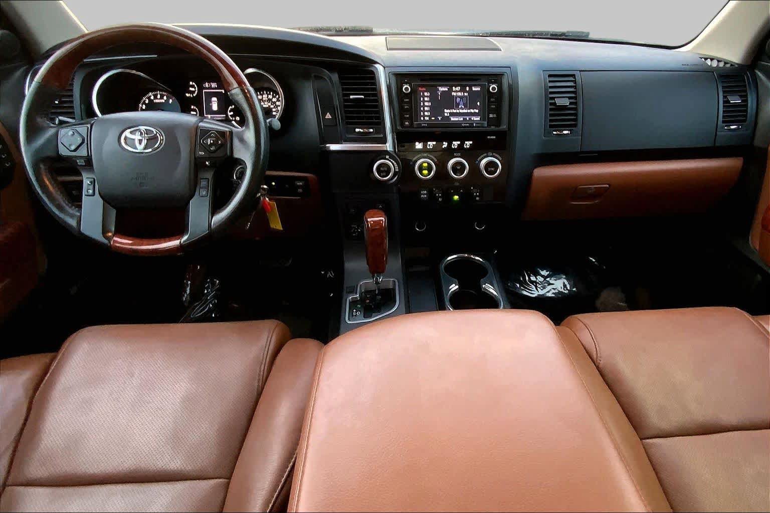 Used 2018 Toyota Sequoia Platinum RWD image 14
