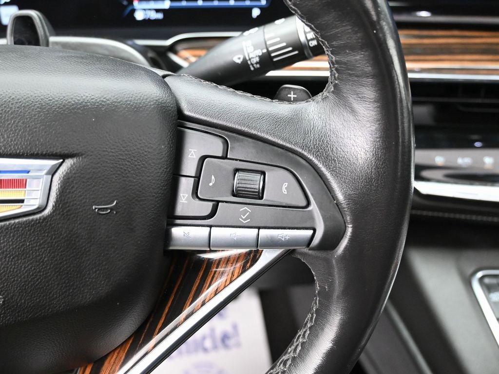 Used 2023 Cadillac Escalade ESV Premium Luxury image 19