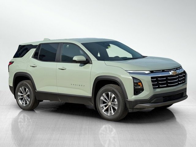 New 2026 Chevrolet Equinox LT w/ Convenience Package II image 3