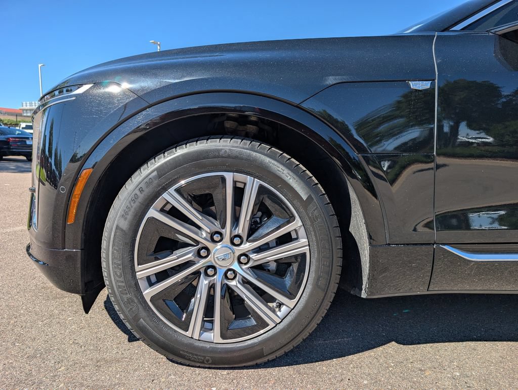Certified 2024 Cadillac Lyriq Sport AWD/4WD image 9