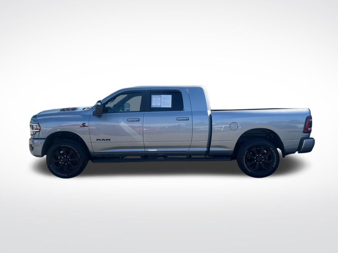 Used 2024 RAM 2500 Laramie w/ Night Edition image 2