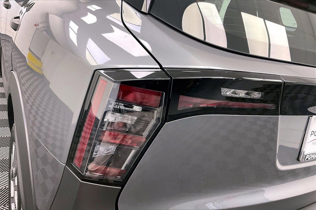 Certified 2025 Nissan Kicks S image 25