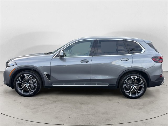 New 2026 BMW X5 xDrive40i w/ Executive Package image 4