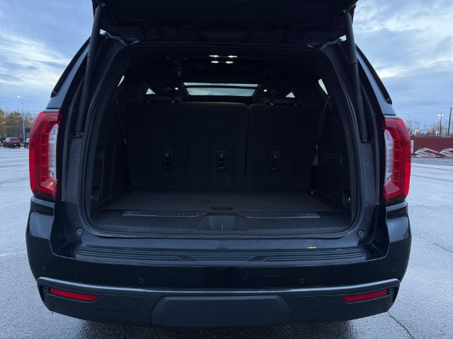 Used 2022 GMC Yukon AT4 w/ AT4 Premium Plus Package AWD/4WD image 23