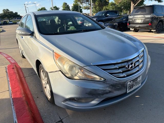 Used 2011 Hyundai Sonata Limited w/ Navigation Pkg 5 FWD image 3