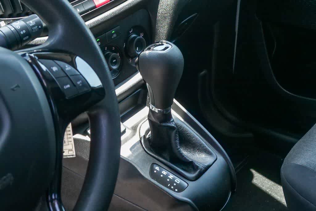 Used 2022 RAM ProMaster City Tradesman FWD image 12