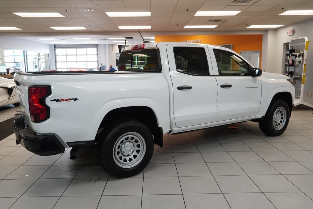 New 2026 Chevrolet Colorado W/T w/ Advanced Trailering Package AWD/4WD image 12