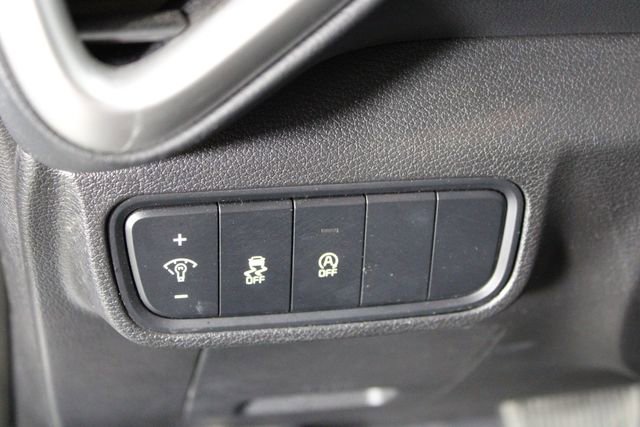 Used 2024 Kia Soul LX w/ Option Group 015 image 17