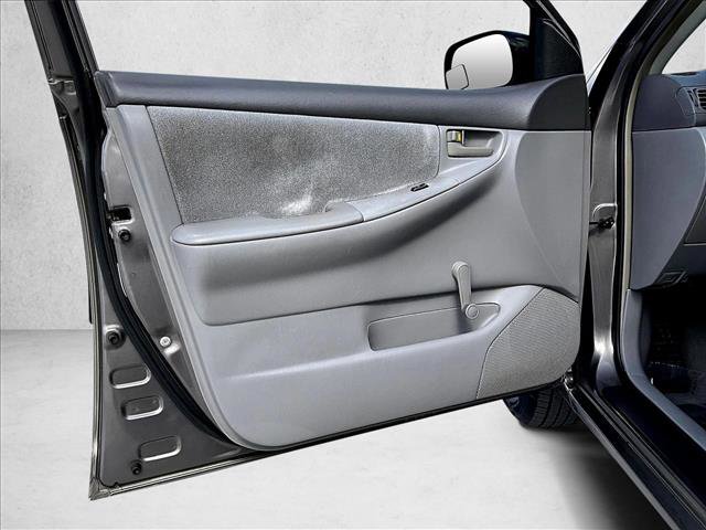 Used 2003 Toyota Corolla CE image 18