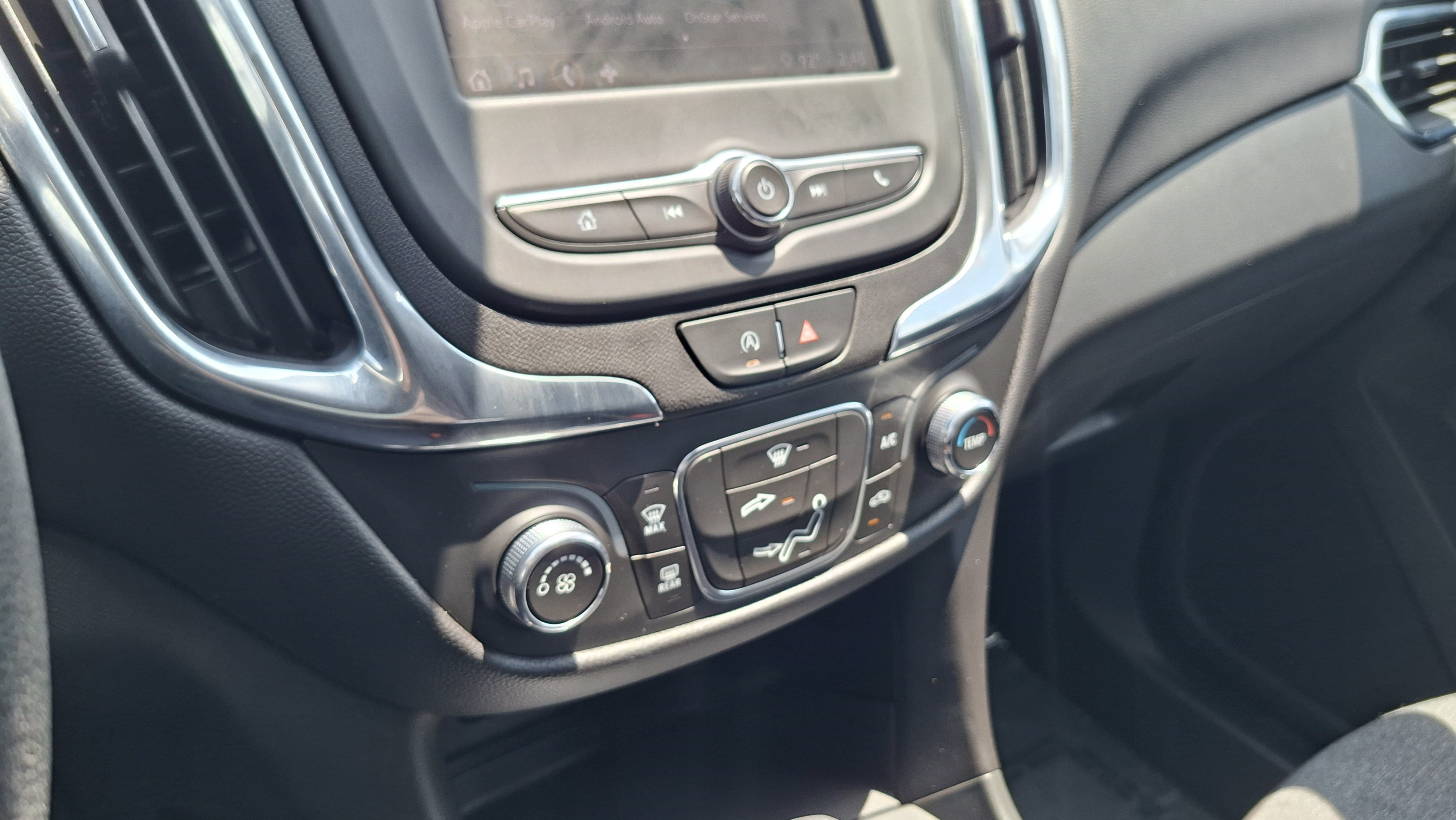 Used 2023 Chevrolet Equinox LT AWD/4WD image 15