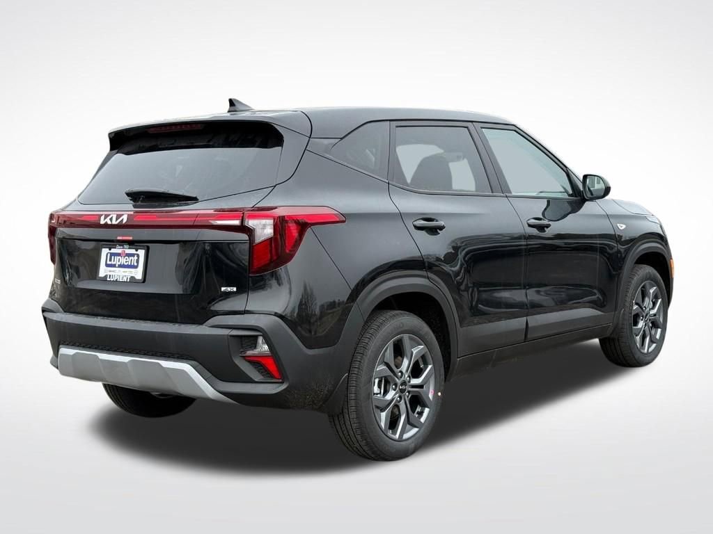 New 2026 Kia Seltos LX video 3