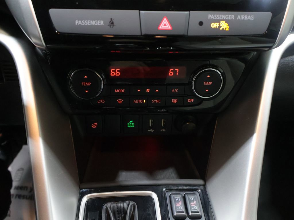 Used 2024 Mitsubishi Eclipse Cross SEL image 27