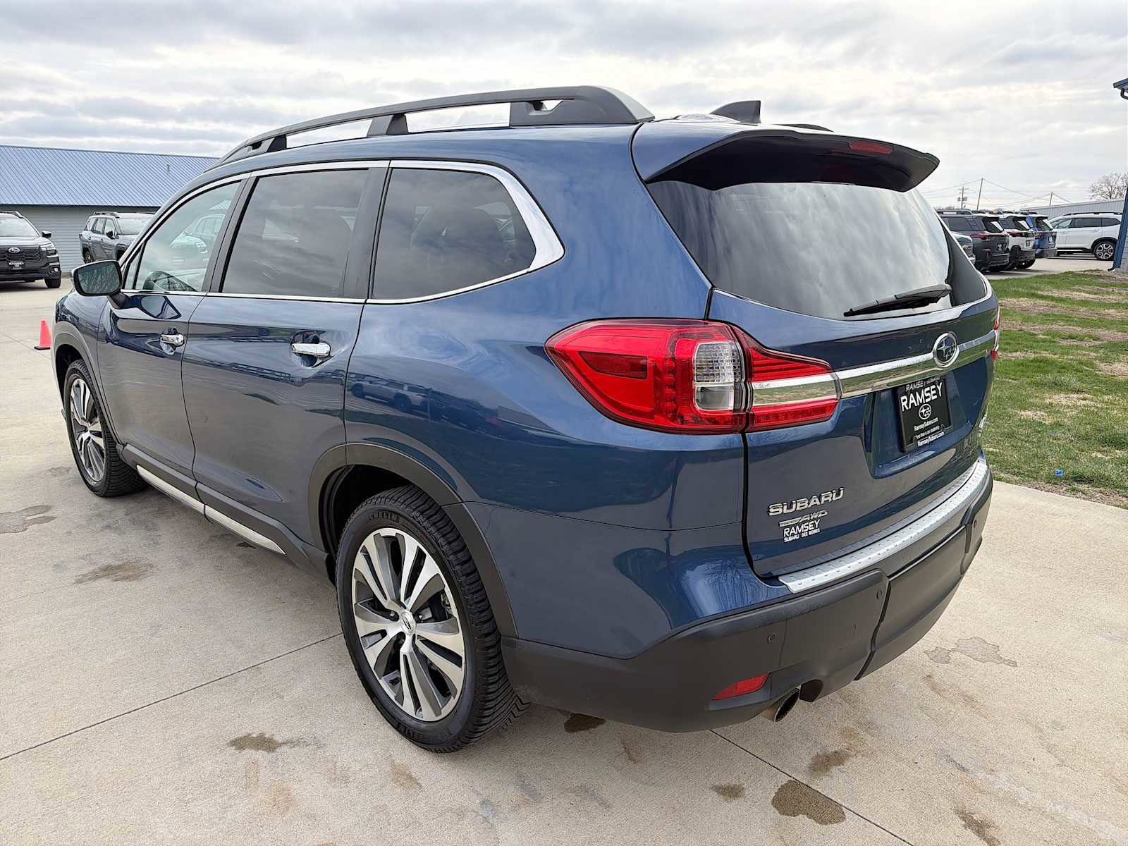 Used 2020 Subaru Ascent Touring image 4
