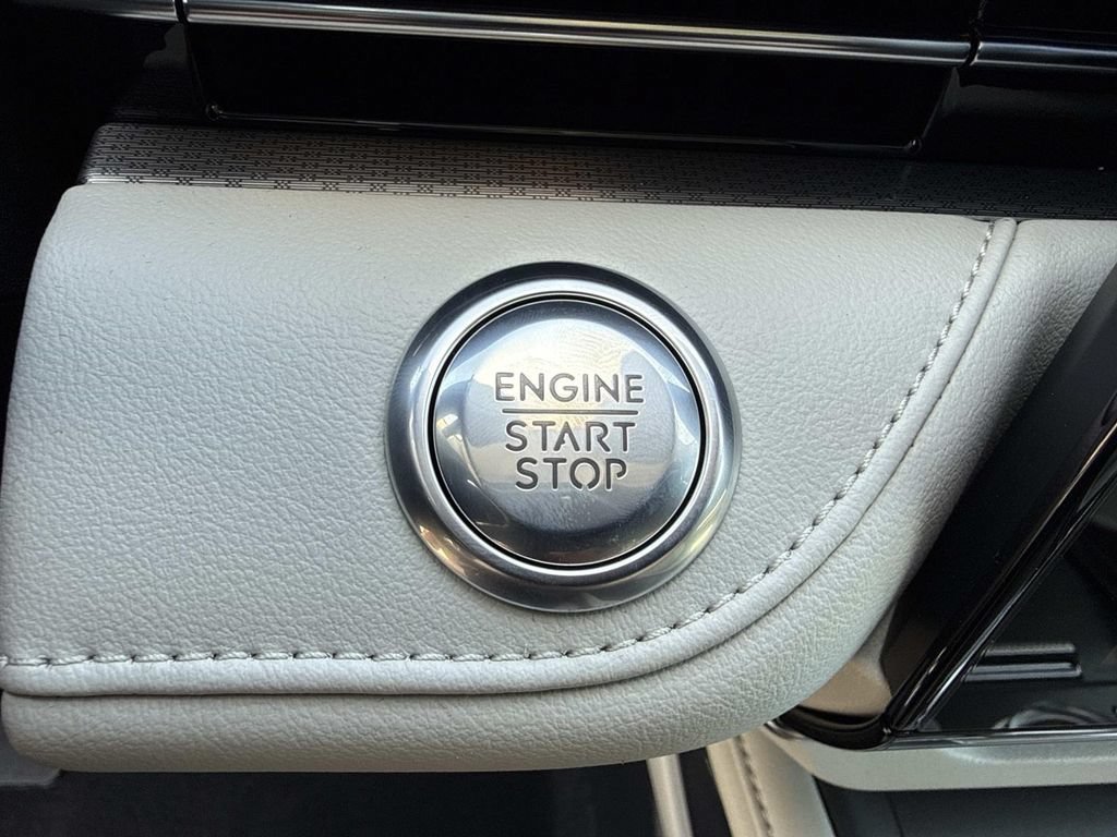 New 2026 Lincoln Nautilus Premier w/ Equipment Group 102A AWD/4WD image 27