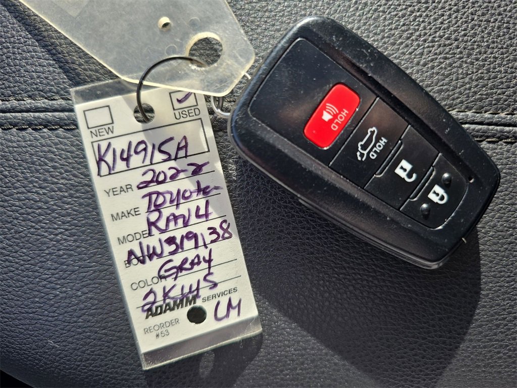 Used 2022 Toyota RAV4 XLE Premium image 37