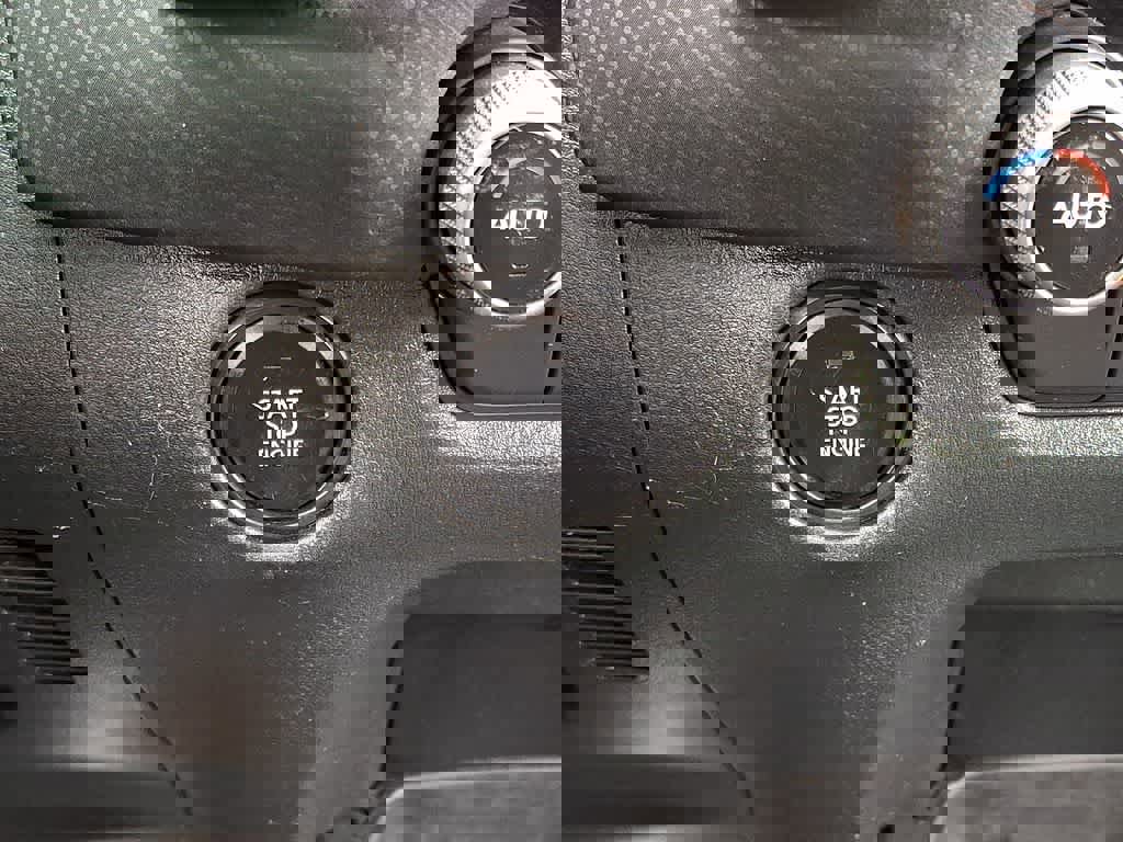 Used 2025 MAZDA CX-50 AWD 2.5 S w/ Preferred Package image 22