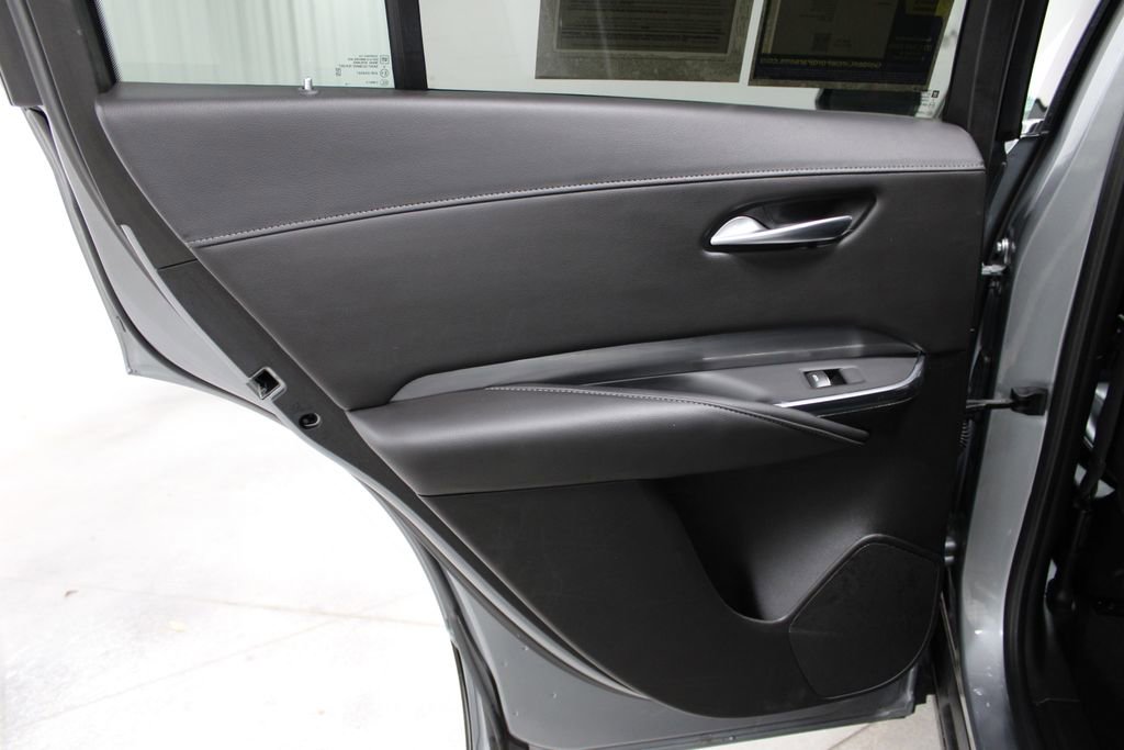 Used 2024 Cadillac XT4 Premium Luxury image 22