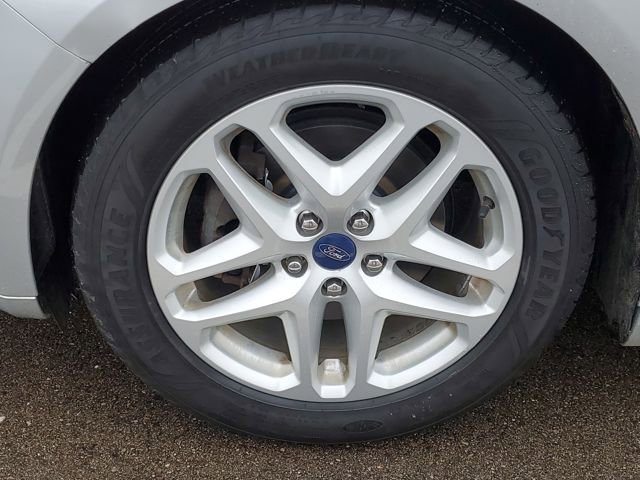 Used 2016 Ford Fusion SE image 28