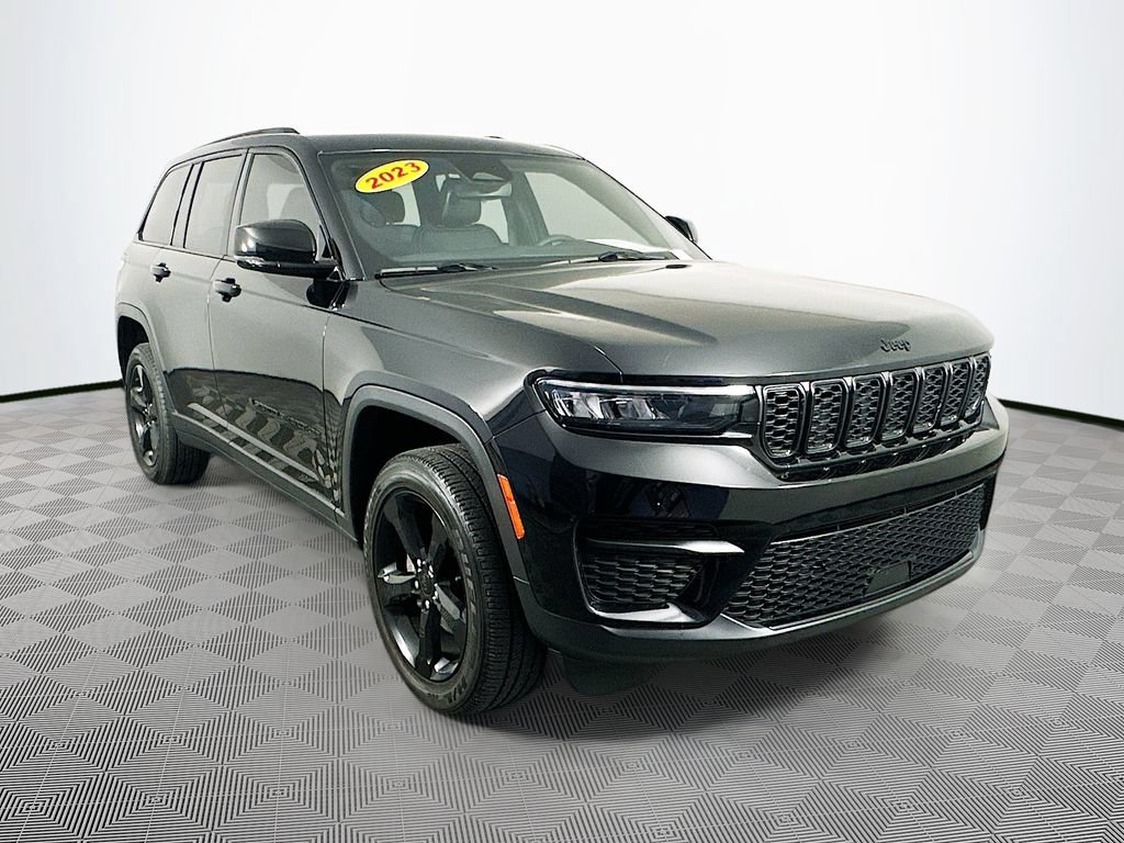 Certified 2023 Jeep Grand Cherokee Altitude AWD/4WD video 2