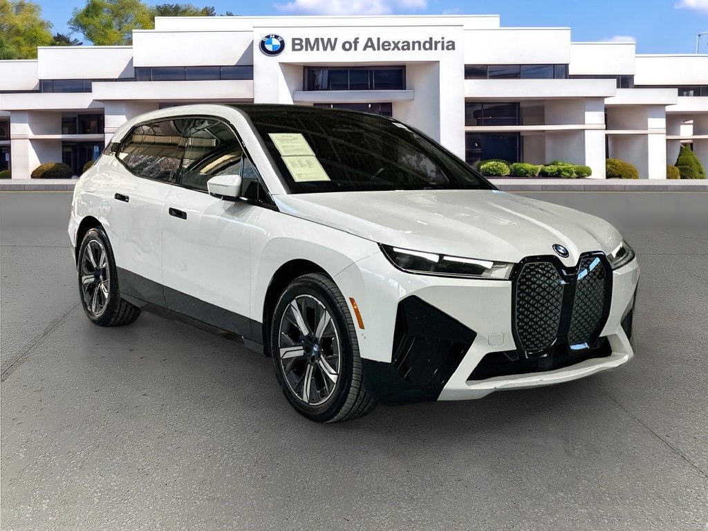 Certified 2024 BMW iX xDrive50 w/ Sport Package AWD/4WD image 3
