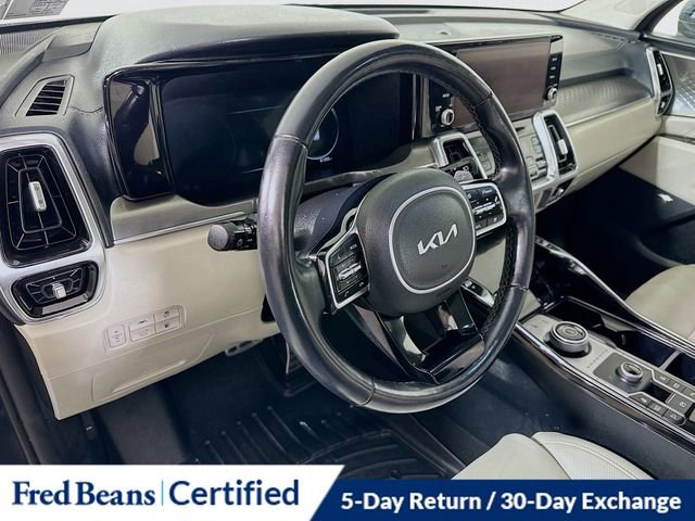 Used 2022 Kia Sorento SX Prestige w/ Panoramic Sunroof Package image 11