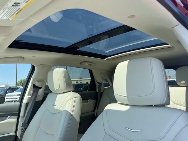 Used 2021 Cadillac XT5 Premium Luxury FWD image 29