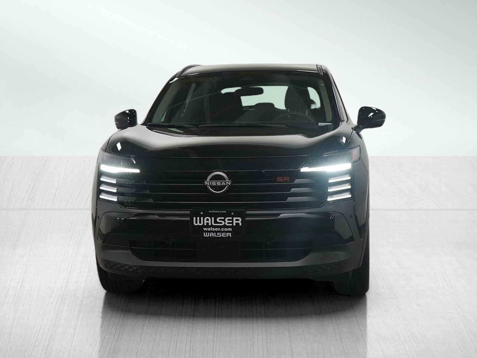 Used 2025 Nissan Kicks SR w/ Illumination Package image 8