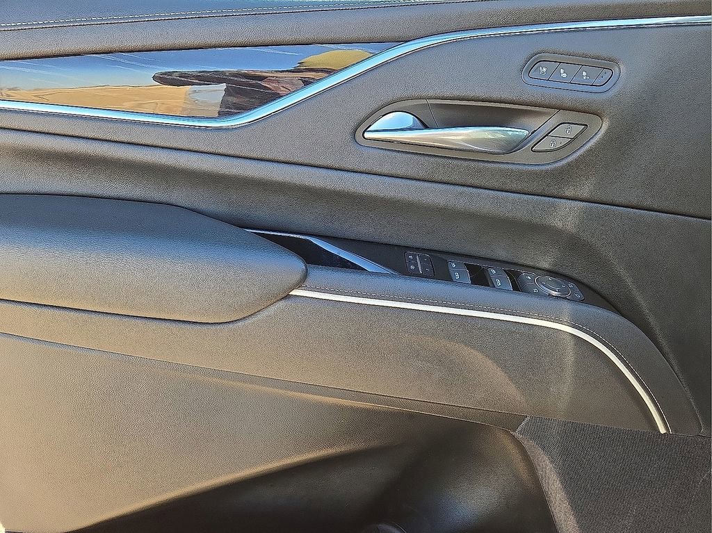 Used 2022 Cadillac Escalade Sport w/ Touring Package image 20