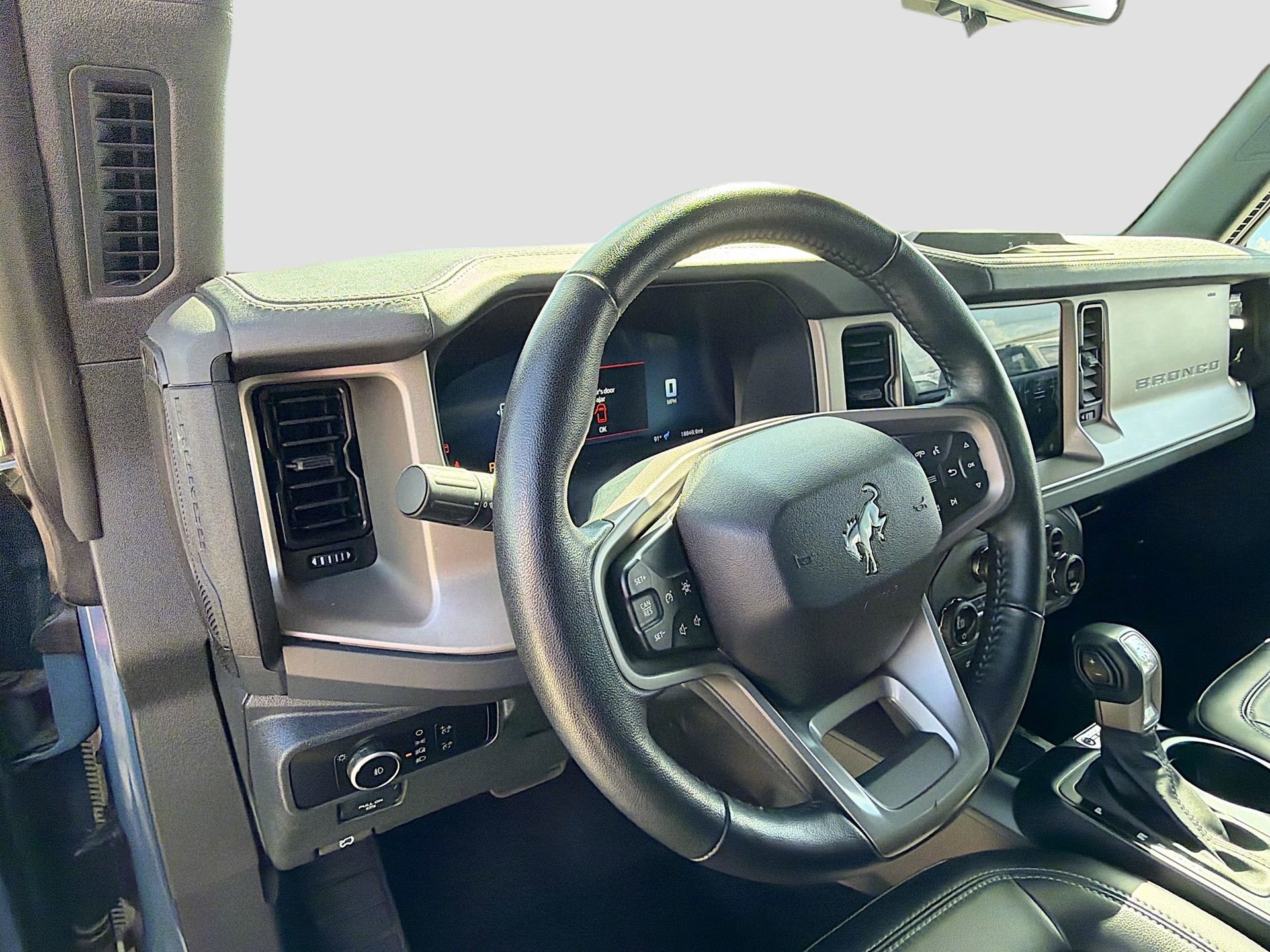 Certified 2025 Ford Bronco Outer Banks image 13