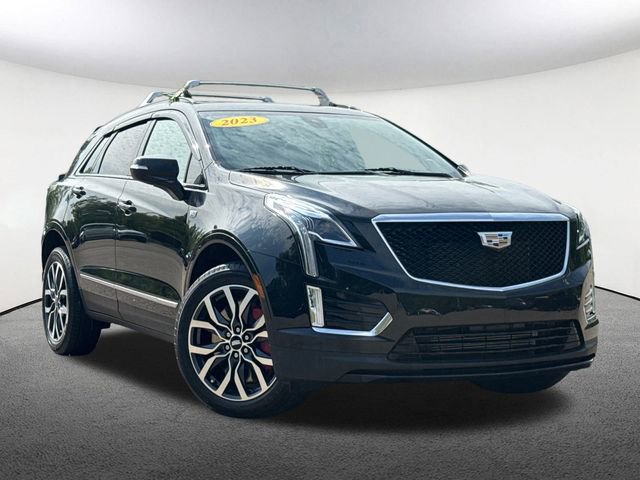 Used 2023 Cadillac XT5 Sportv image 2
