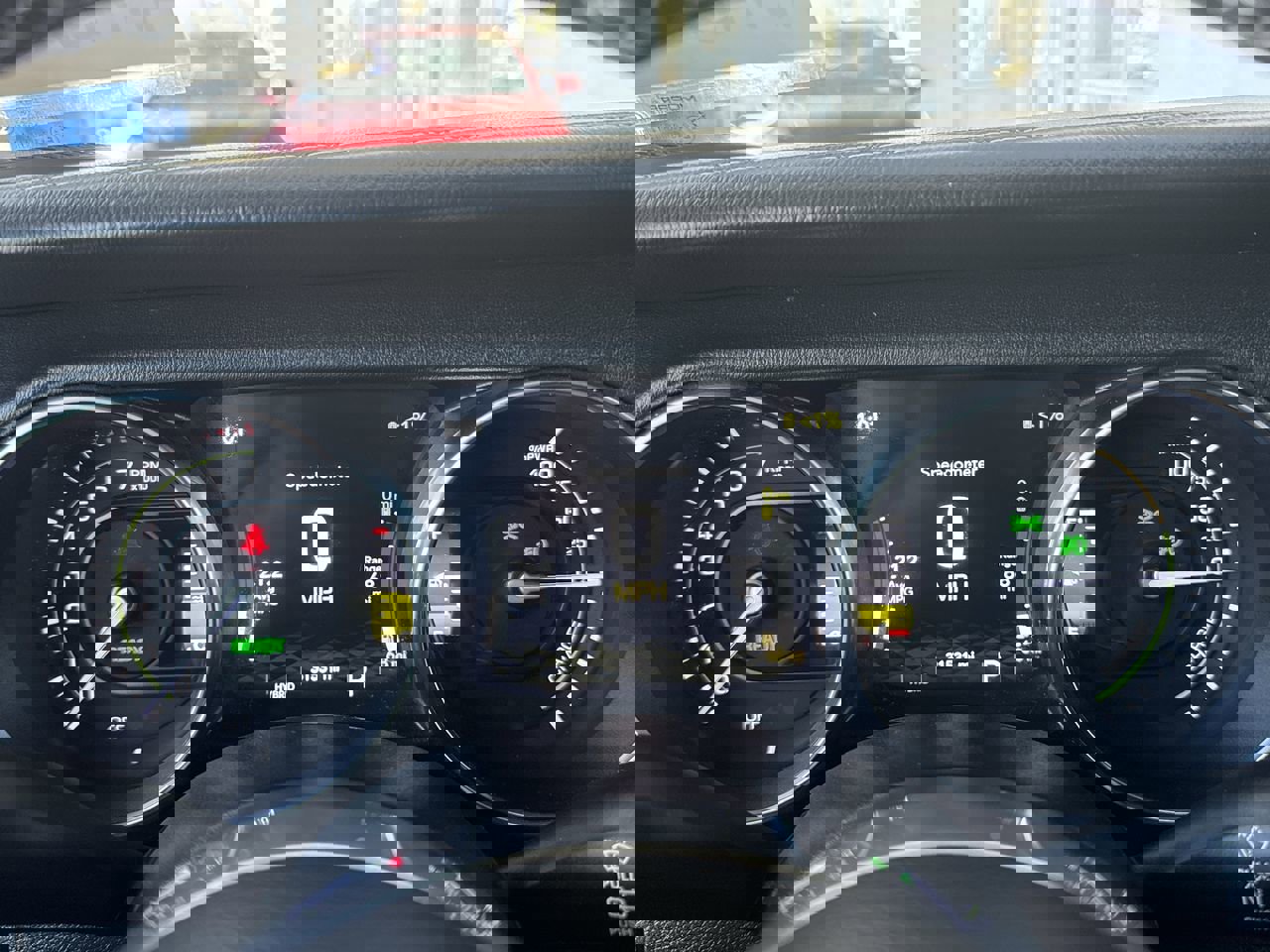 Used 2021 Jeep Wrangler Unlimited Sahara w/ Cold Weather Group image 10